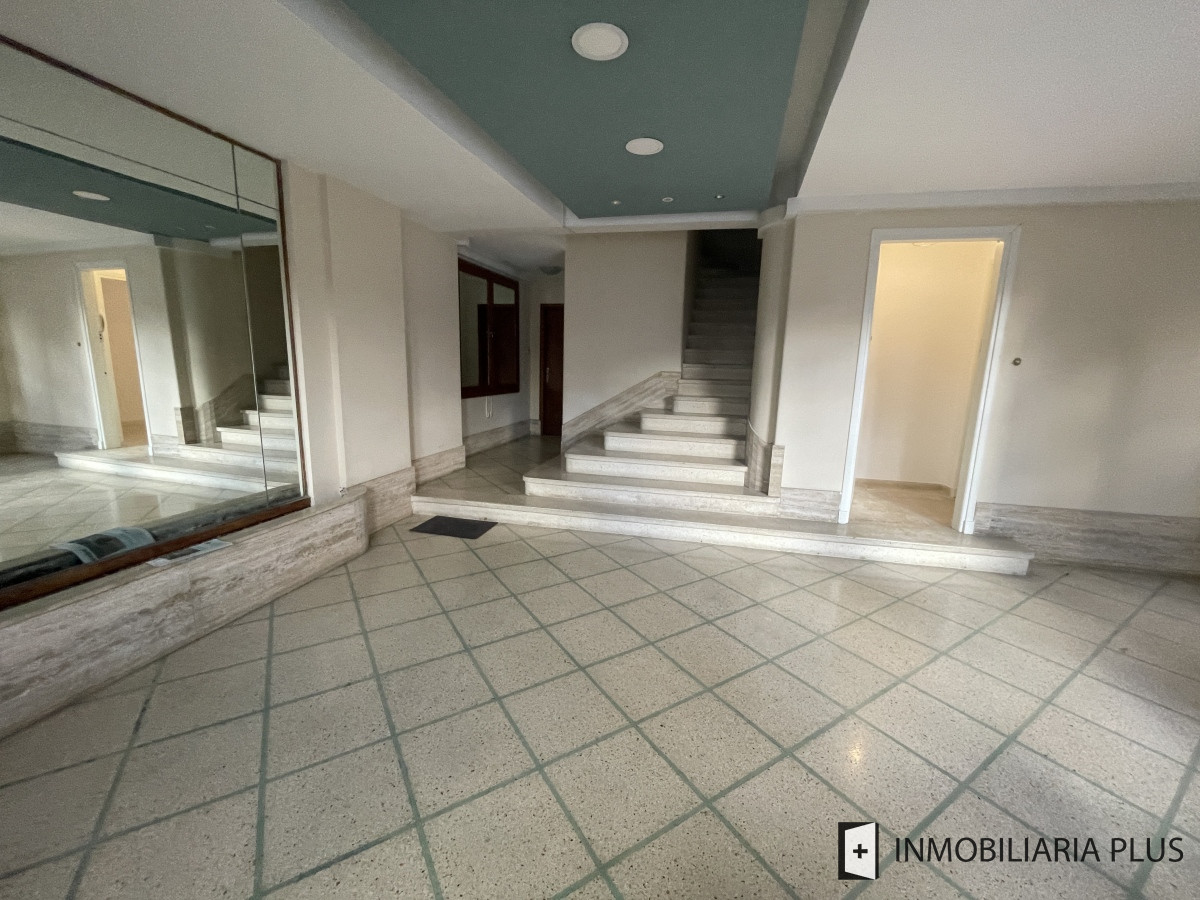 Apartamento ID.1343 - Alquiler de apartamento de 2 dormitorios reciclado en Brandzen y Paullie a 100 mts de 18 de Julio Montevideo