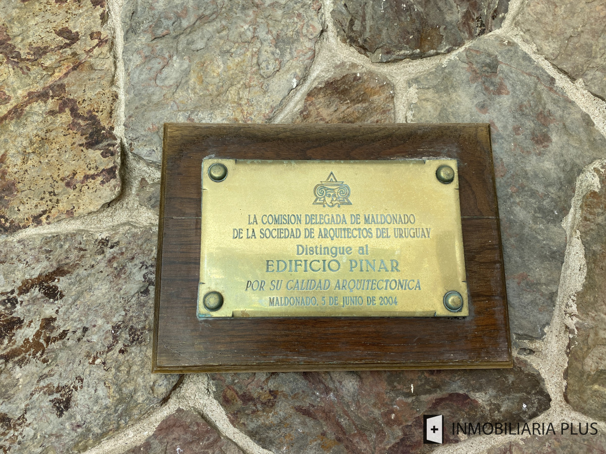 Apartamento ID.1388 - Alquiler de Apartamento de 3 Dormitorios, Garaje y 2 Baños en la península de Punta del Este