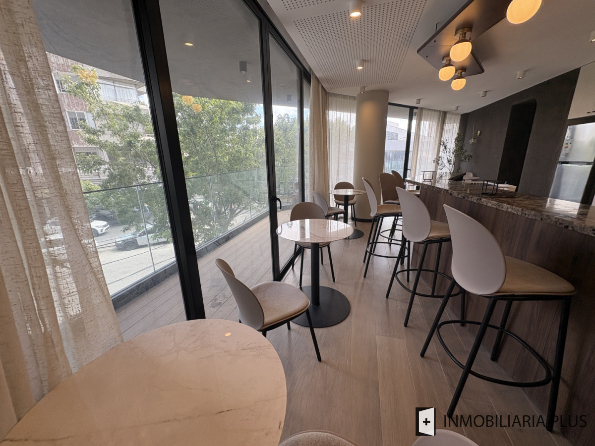 Apartamento ID.1681 - Alquiler de Apartamento de 2 dormitorios con garaje, gym, barbacoa, cowork y más en Tres Cruces Montevideo