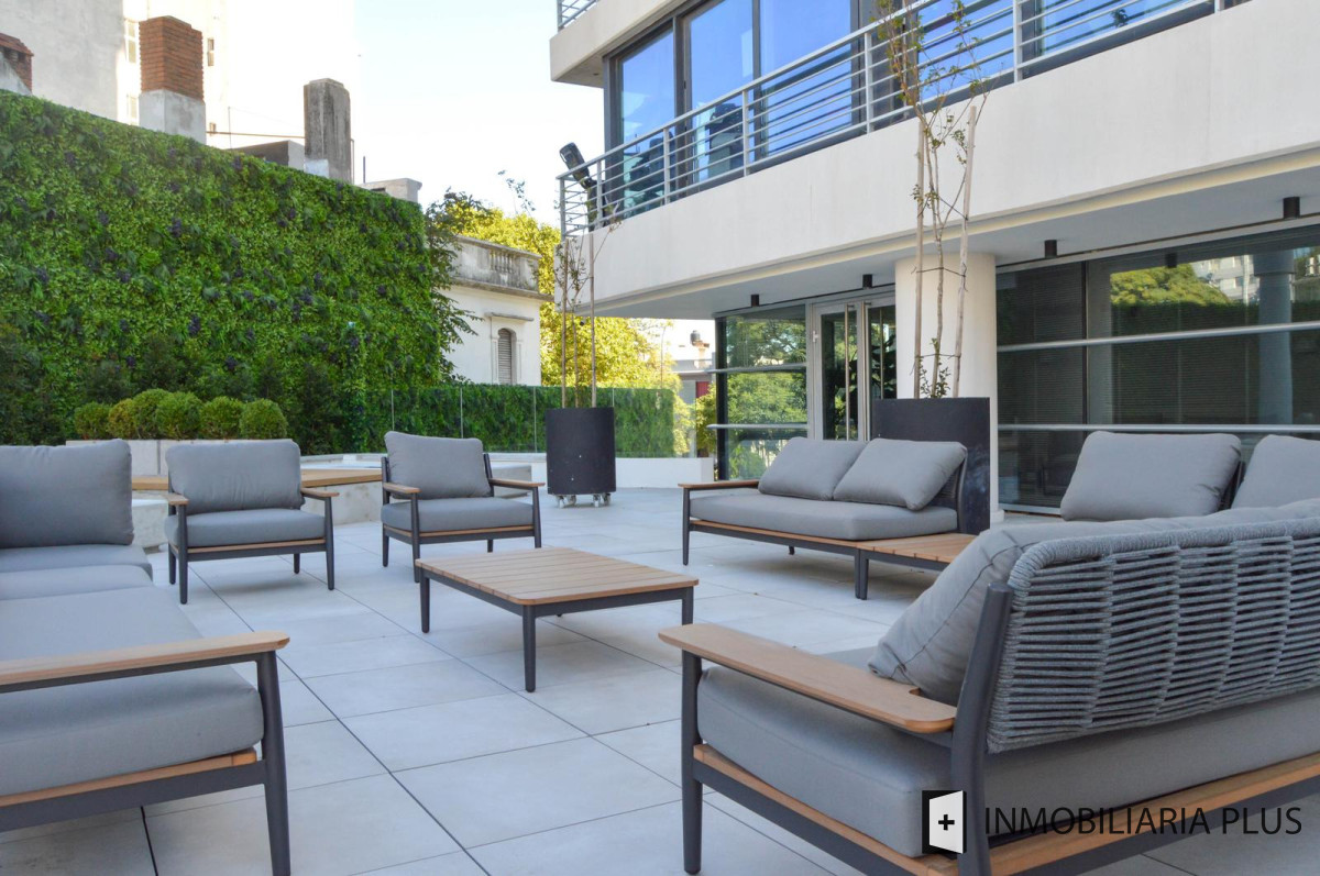 Apartamento ID.1742 - Venta de Apartamento de 2 dormitorios en Pocitos con terraza en Montevideo