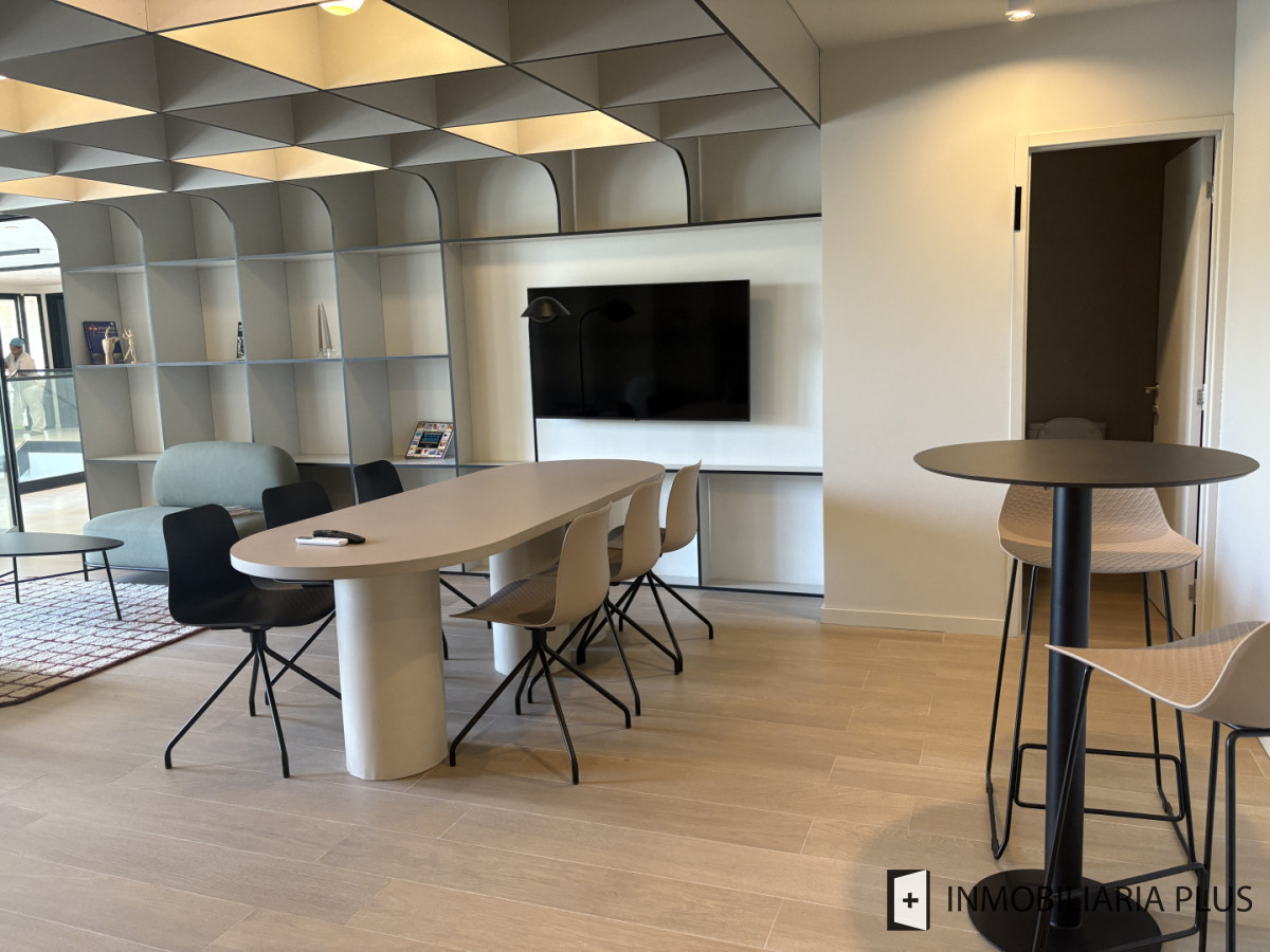 Apartamento ID.1681 - Alquiler de Apartamento de 2 dormitorios con garaje, gym, barbacoa, cowork y más en Tres Cruces Montevideo