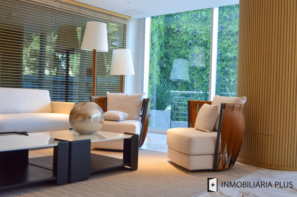 Apartamento ID.1742 - Venta de Apartamento de 2 dormitorios en Pocitos con terraza en Montevideo