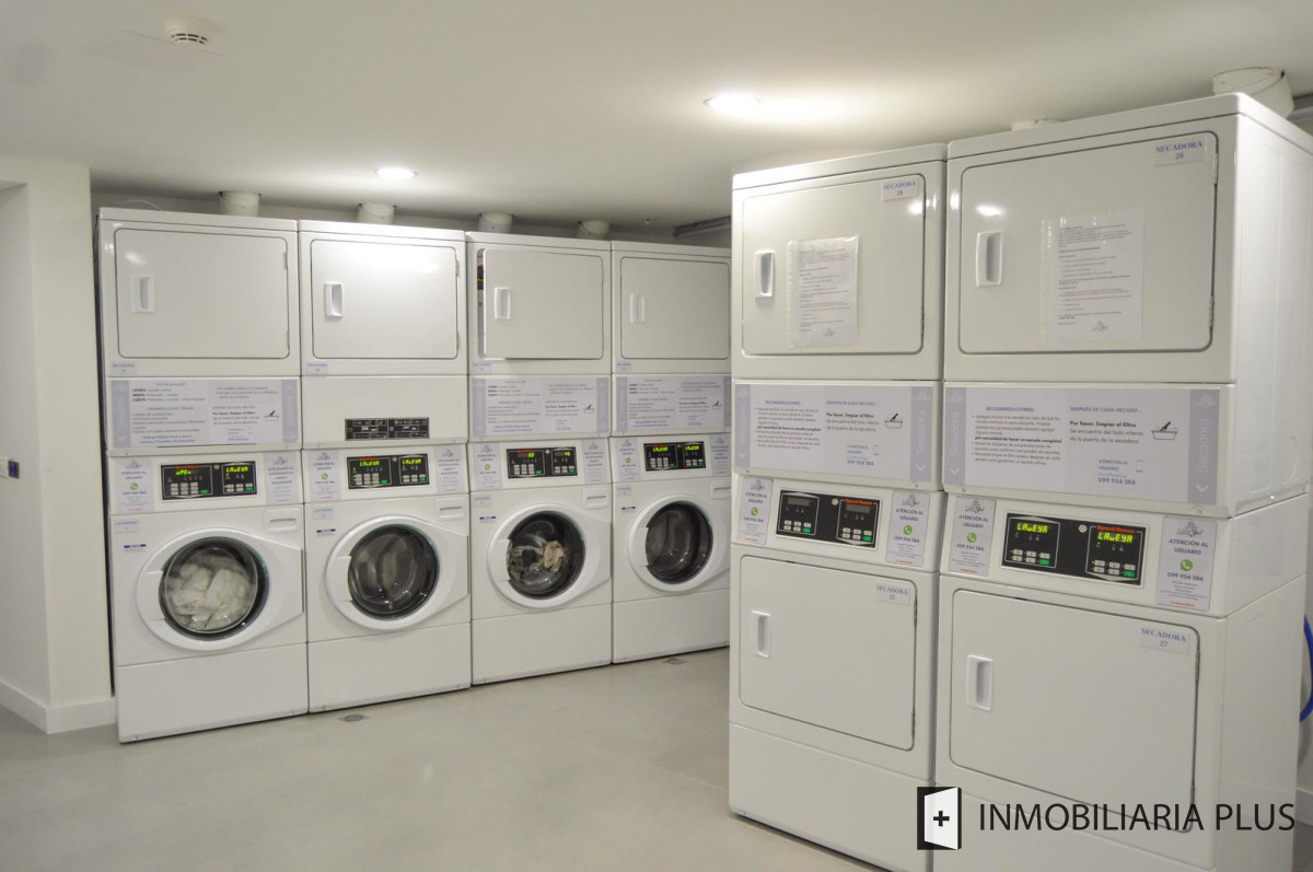 Apartamento ID.1742 - Venta de Apartamento de 2 dormitorios en Pocitos con terraza en Montevideo