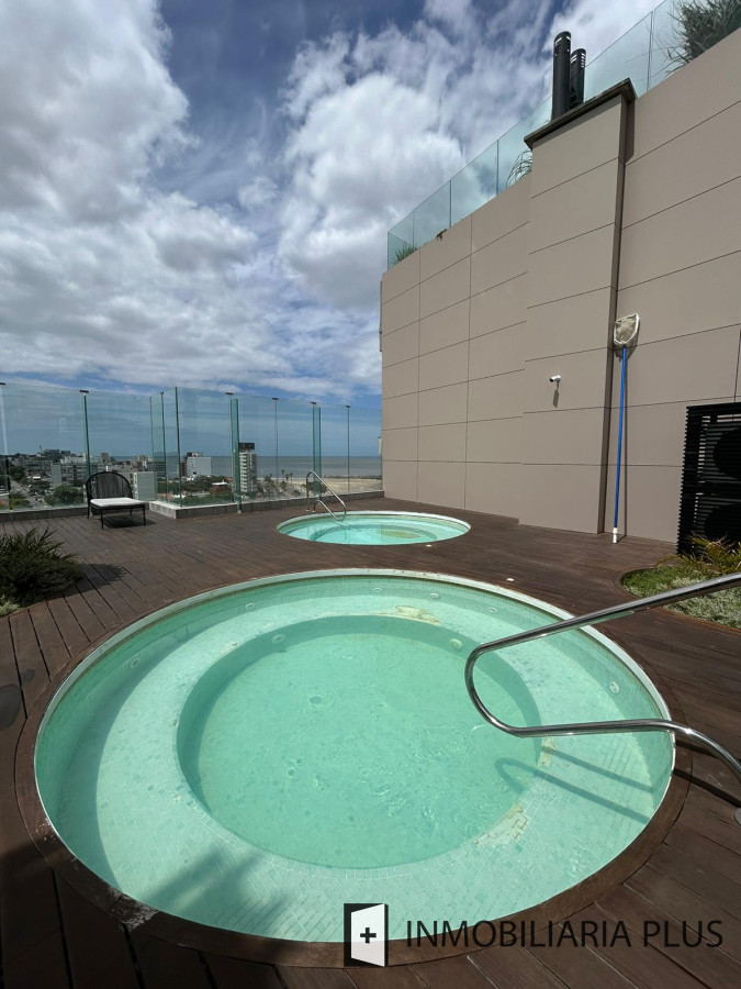 Apartamento ID.1090 - Apartamento en Alquiler de 1 Dormitorio con Piscinas, Gym, Barbacoas, Parrillero y más en Malvín