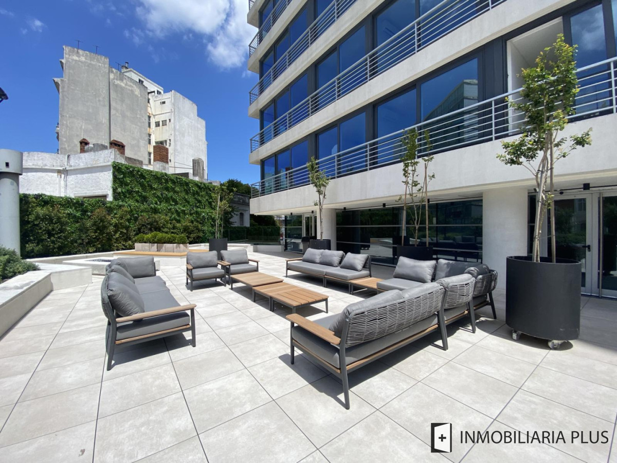 Apartamento ID.1742 - Venta de Apartamento de 2 dormitorios en Pocitos con terraza en Montevideo