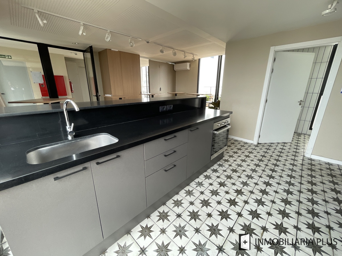 Apartamento ID.1097 - Venta de Apartamento 2 Dormitorios en Tres Cruces a pasos de 18 con Barbacoa, Gym, Cowork y más