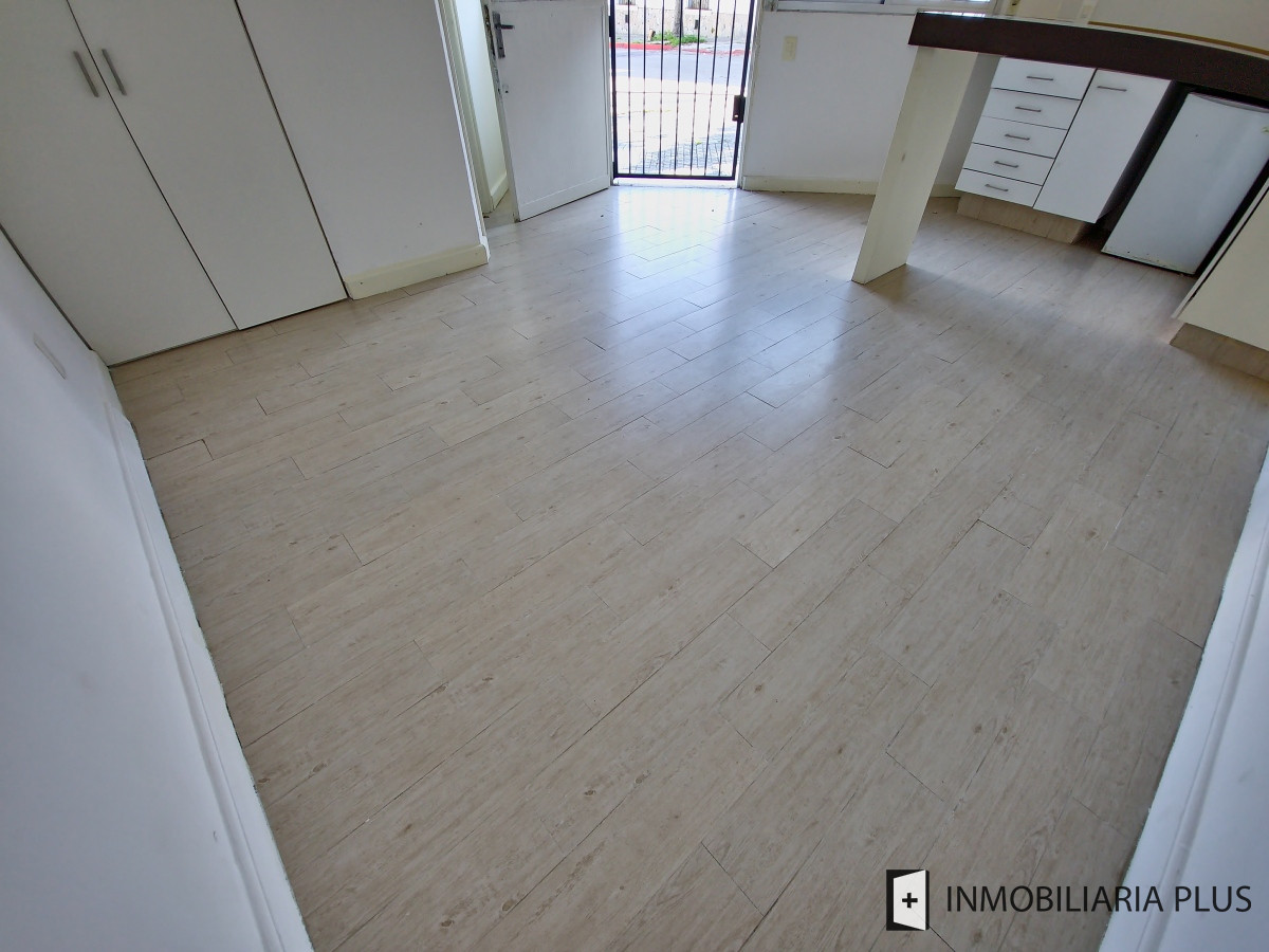 Apartamento ID.515 - Alquiler de Monoambiente en Parque Batlle SIN GASTOS COMUNES