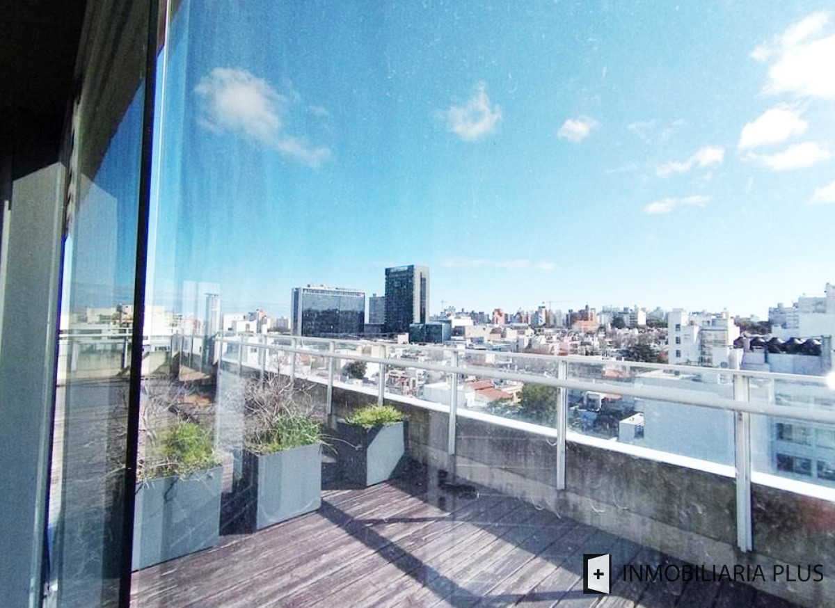 Apartamento ID.1521 - Alquiler de Monoambiente a pasos de la Rambla de Punta Carretas con patio interno privado y barbacoa