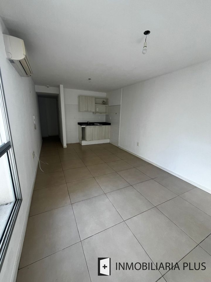 Apartamento ID.1402 - Alquiler de monoambiente frente al World Trade Center Montevideo