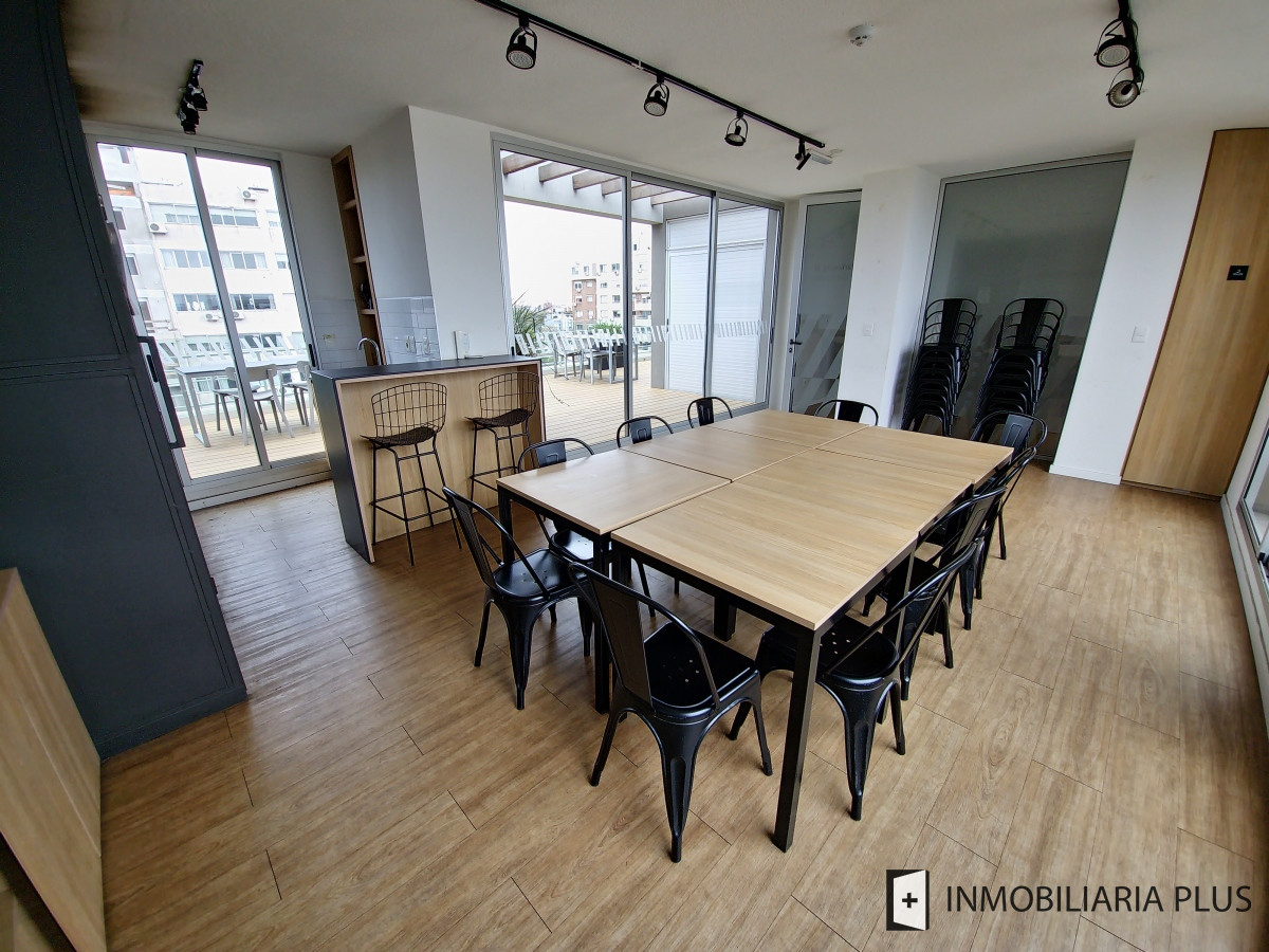 Apartamento ID.946 - Venta de Apartamento en La Blanqueada con 2 Dormitorios, Garaje, Barbacoa, Gym y más sobre Av. 8 de Octubre