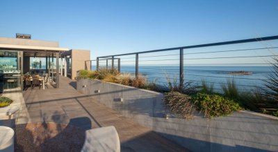  Alquiler de apartamento en playa de Malvín con 2 dormitorios y Amenities Piscinas, Gym, Barbacoas, Parrillero y más