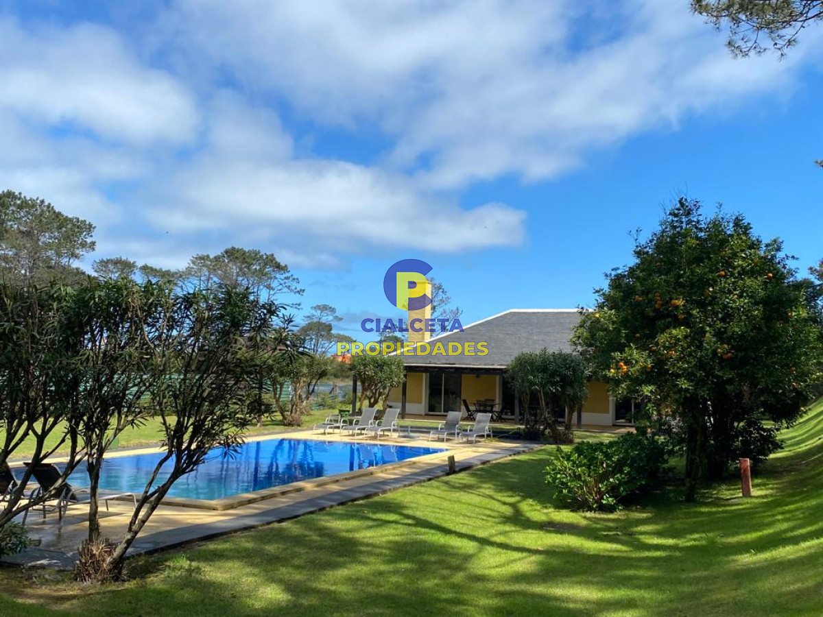 Apartamento ID.320 - Espectacular apto cerca de la Barra