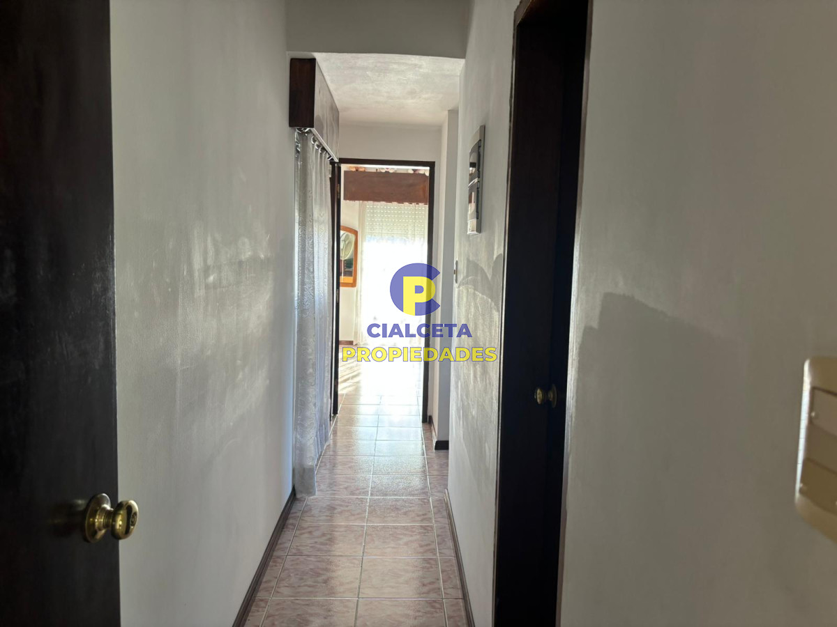 Casa ID.572 - Casa en excelente estado, con garaje y barbacoa