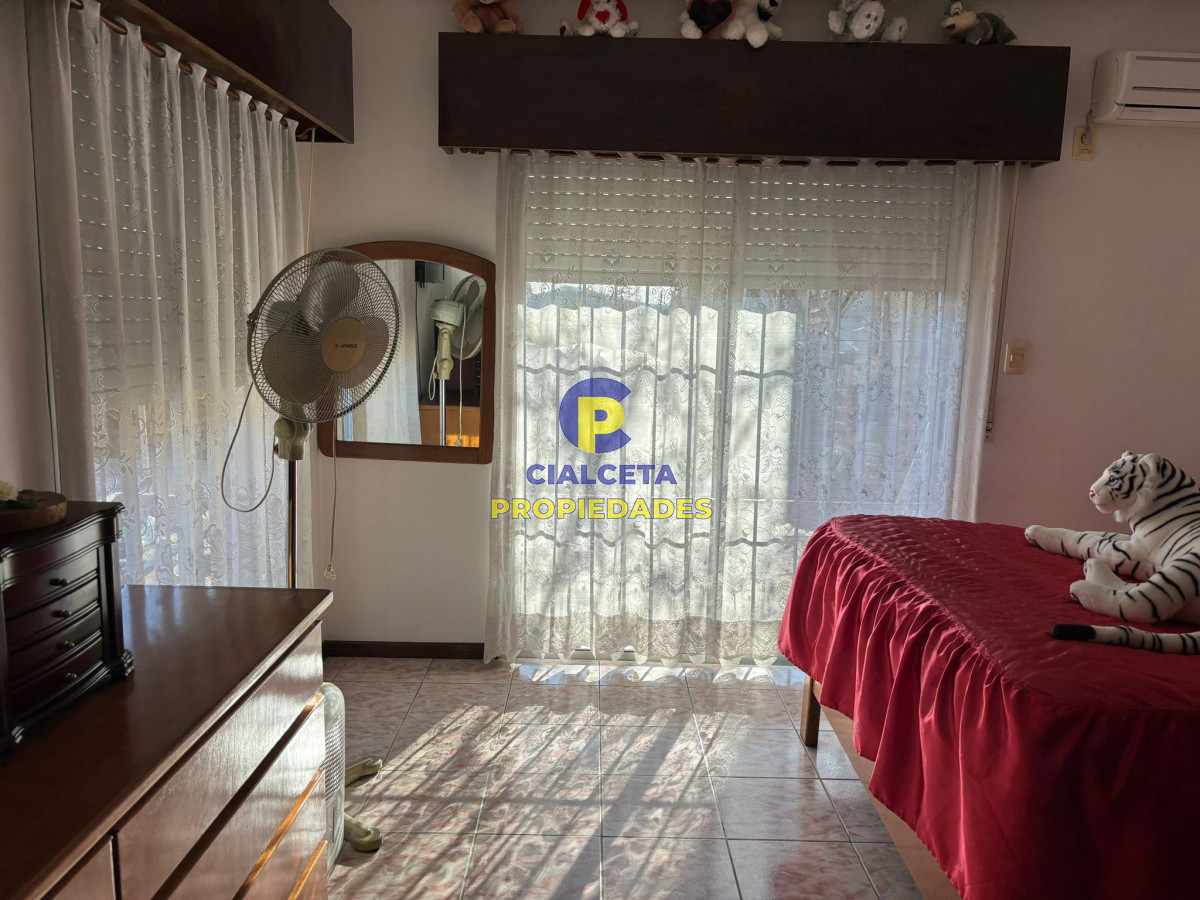 Casa ID.572 - Casa en excelente estado, con garaje y barbacoa