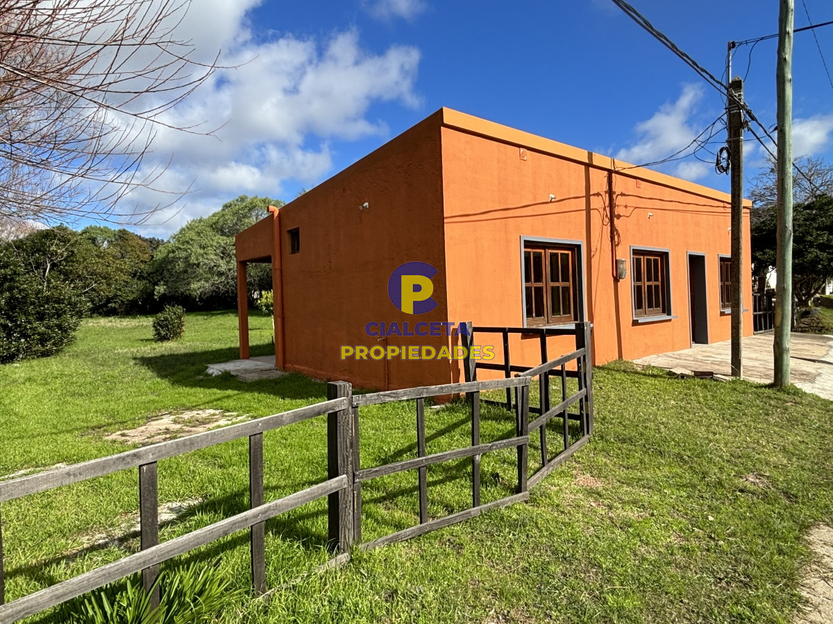 Casa en Aigua, de dos dormitorios