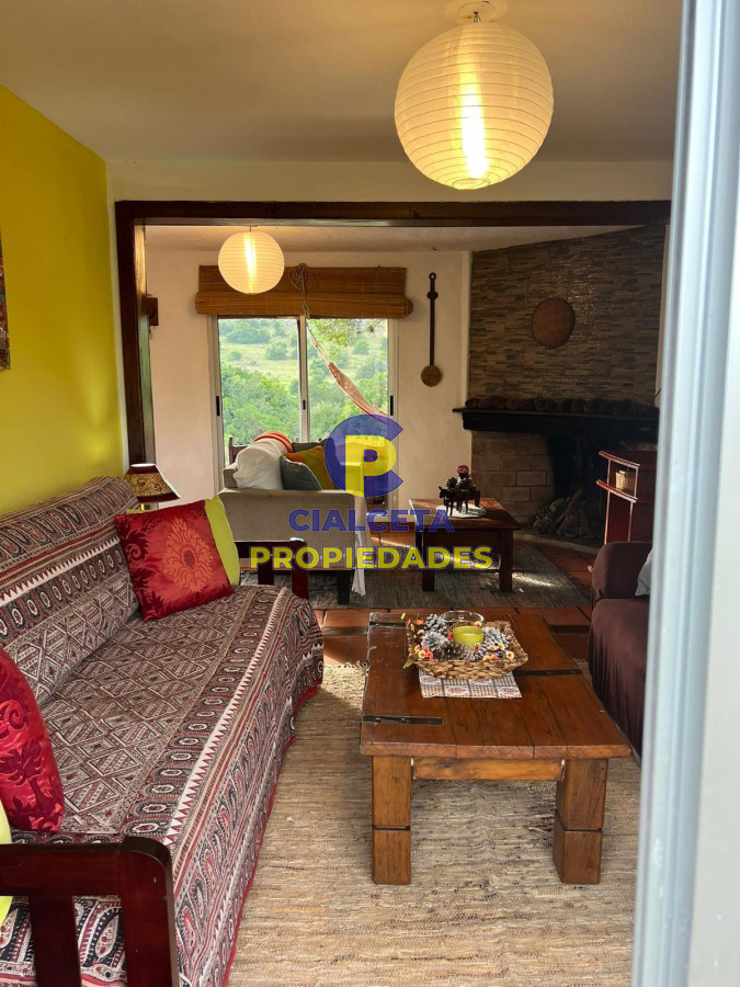 Villa Serrana - GoPunta - Portal Inmobiliario de Punta del Este - Maldonado