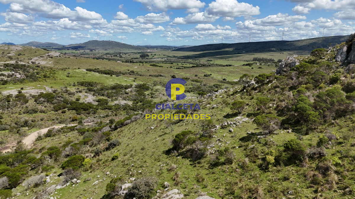 Chacra ID.533 - Chacra de 3 hectáreas financiada a 28 minutos de San Carlos
