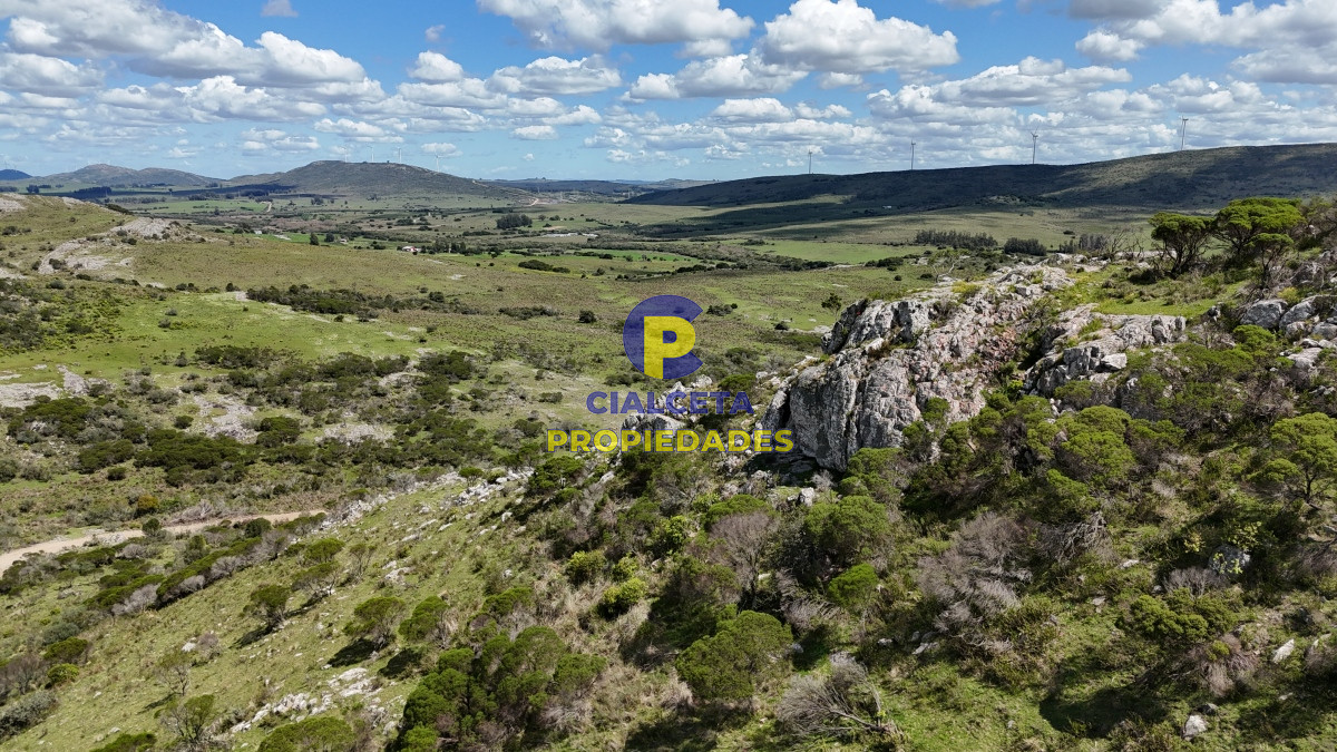 Chacra ID.533 - Chacra de 3 hectáreas financiada a 28 minutos de San Carlos