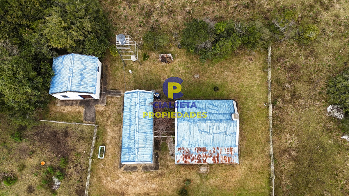 Chacra ID.479 - 14 hectáreas y media con población y arroyito en el fondo