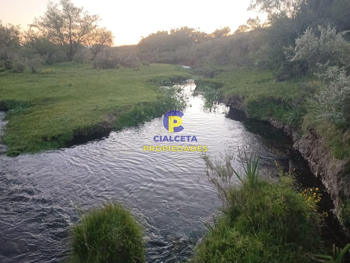 Chacra ID.547 - 10 hectáreas con casa y arroyo