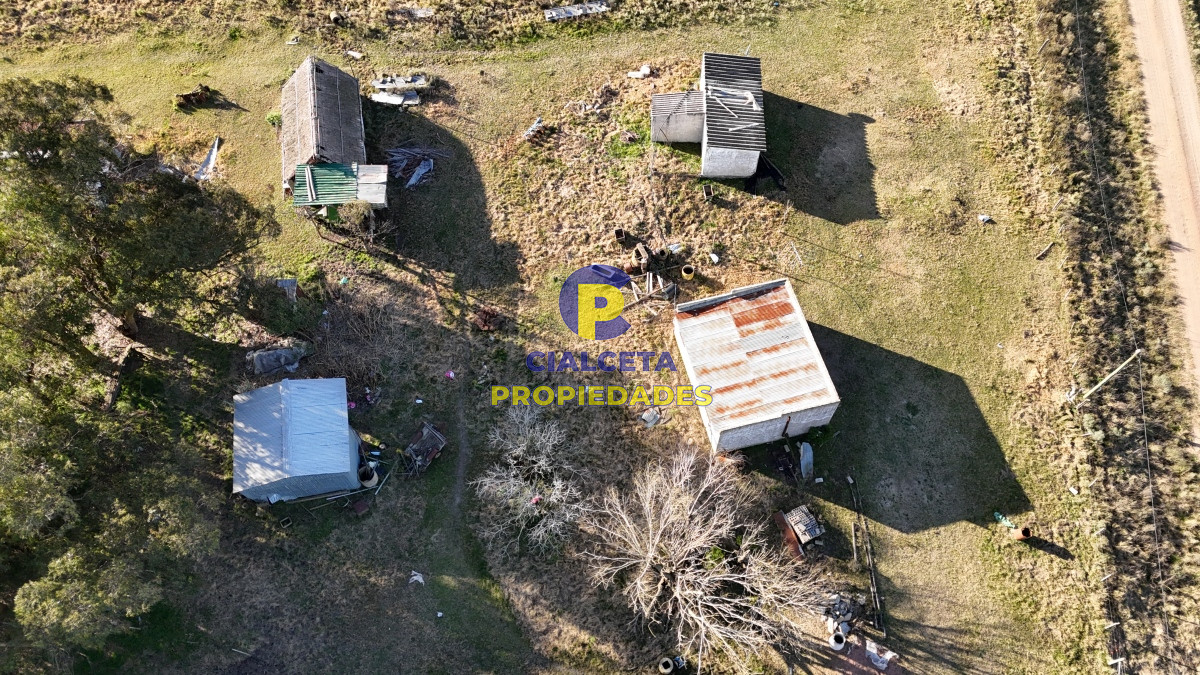 Chacra ID.486 - 10 hectáreas y media con casa y dos represas