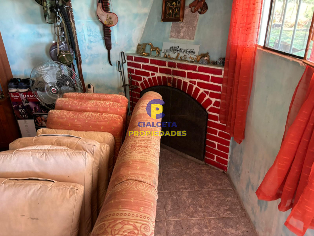 Chacra ID.409 - 8 hectáreas con casa y galpón
