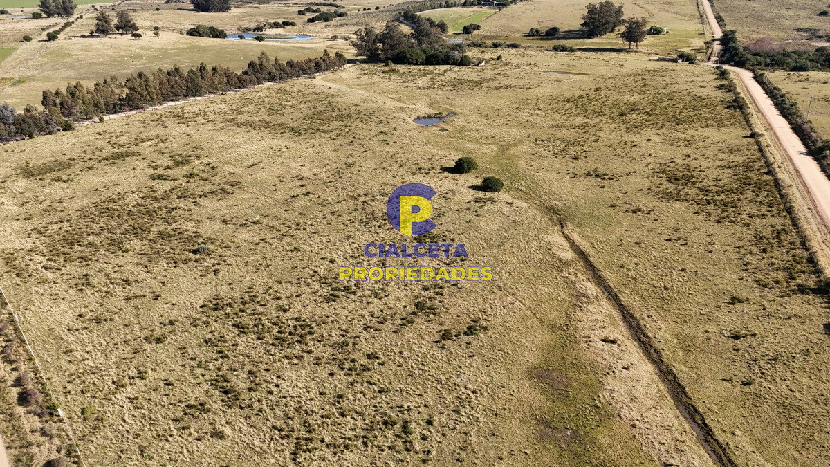 Chacra ID.480 - 4 hectáreas sobre camino a 6 km de Pueblo Edén
