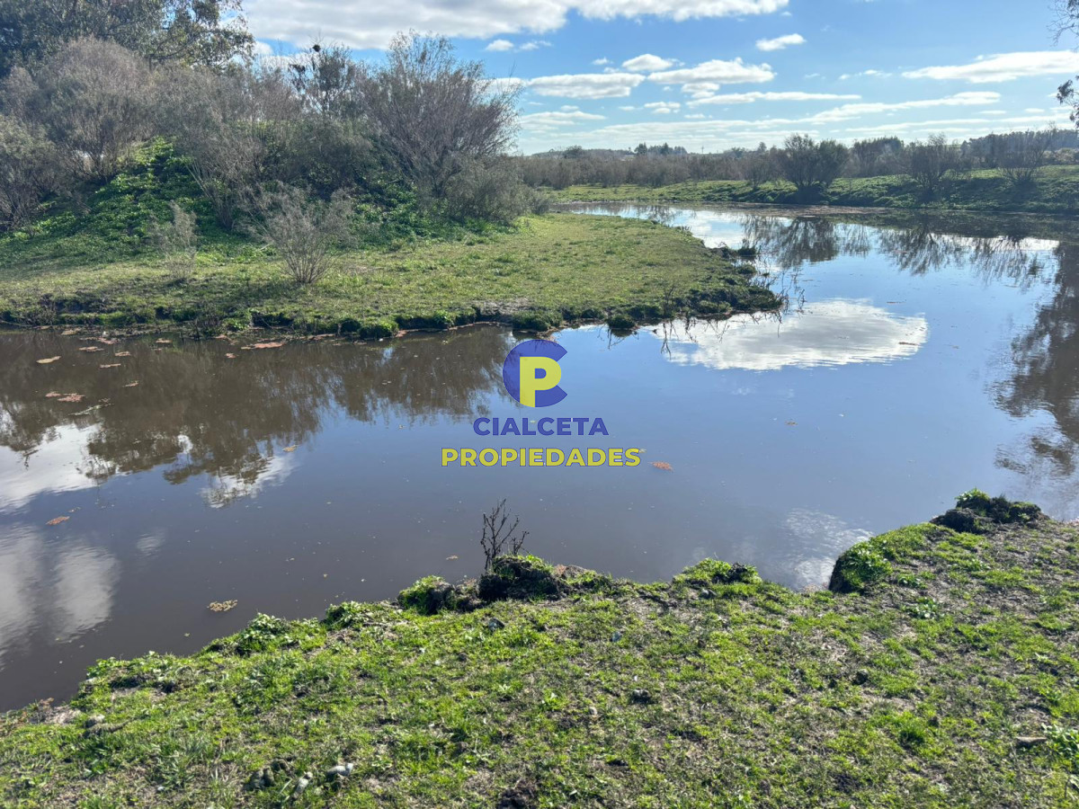 Chacra ID.584 - Chacra de 7 hecáreas y media con construcciones