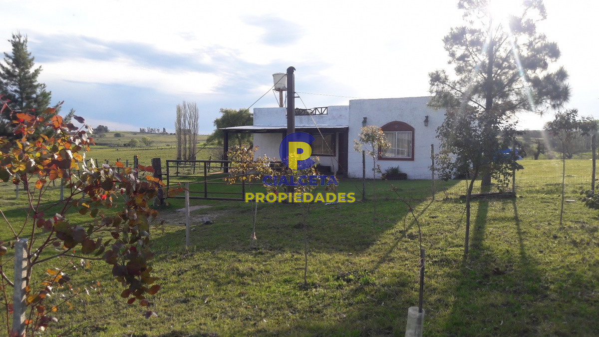 Campo Ref.211 - 8 hectáreas con casa y caballerizas