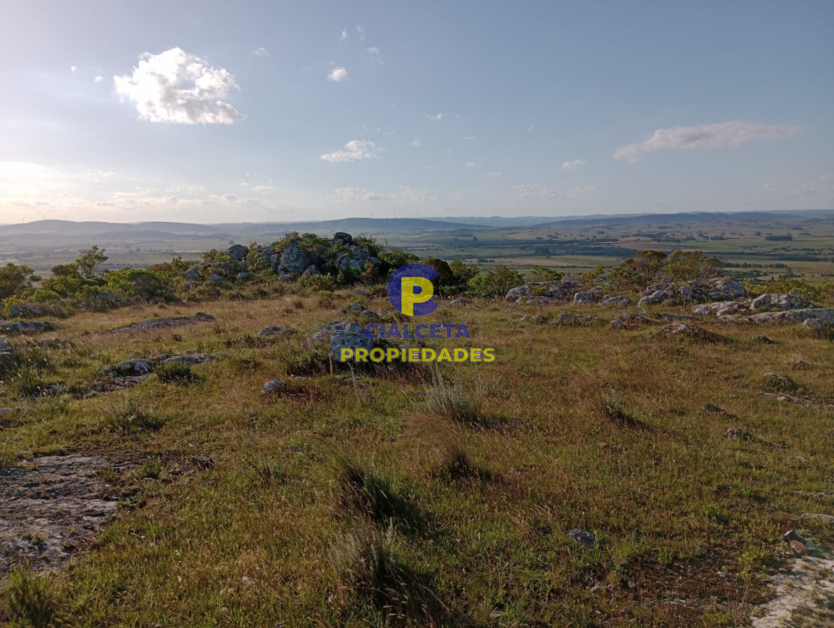 Campo Ref.364 - 27 hectáreas en Maldonado, excelente vista