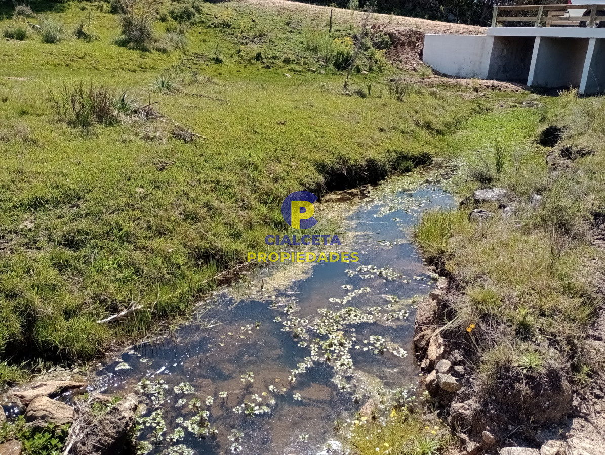 Campo Ref.209 - 5 hectáreas en Pueblo Edén