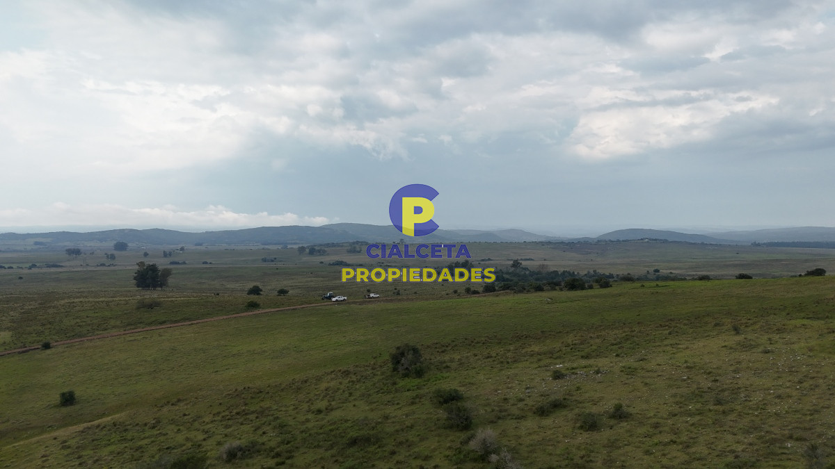 5 hectáreas con entrega de 5.000 U$S
