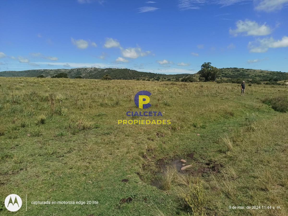 Campo Ref.408 - 16 hectáreas en Minas a la venta