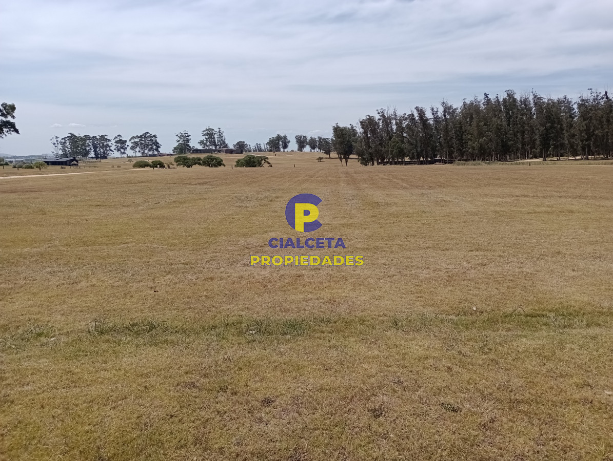 Terreno ID.303 - Terreno en barrio El Quijote