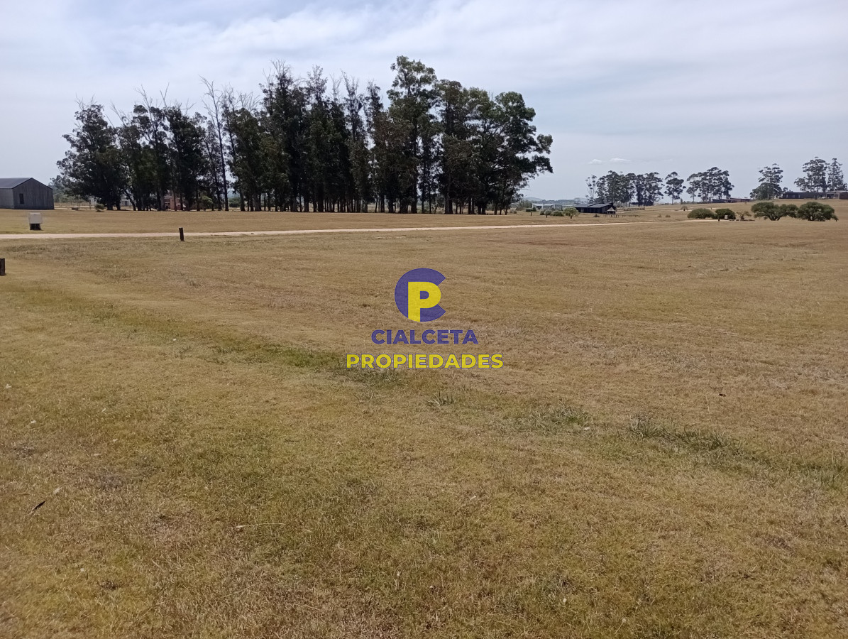 Terreno ID.303 - Terreno en barrio El Quijote
