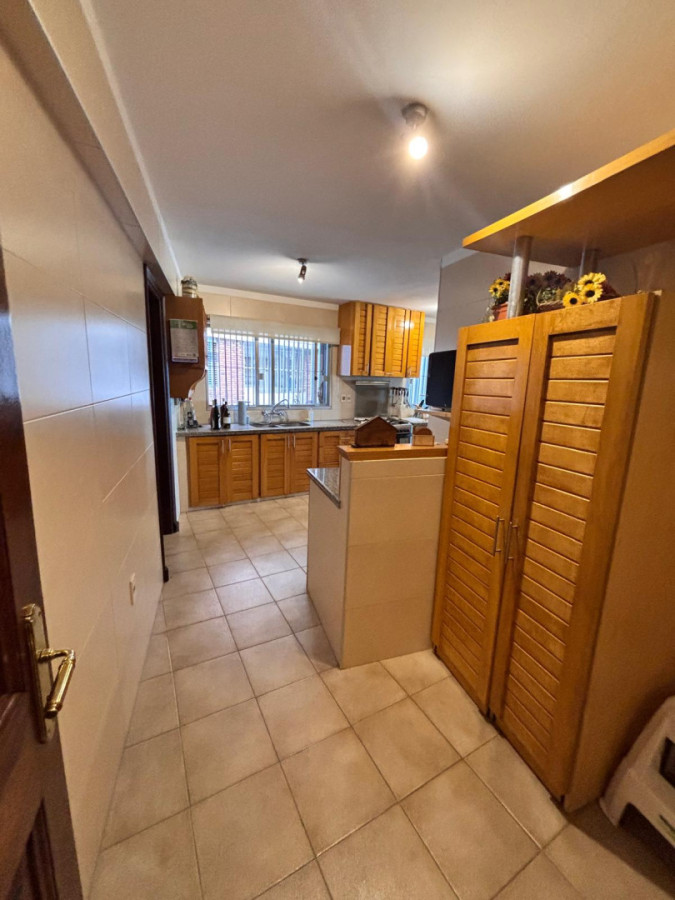 Apartamento ID.440 - Hermosa propiedad de estilo en Puerto del Buceo 3 dorm y servicio 2 gges