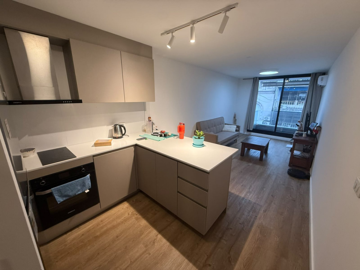 Apartamento ID.451 - Apartamento en el centro de Montevideo.