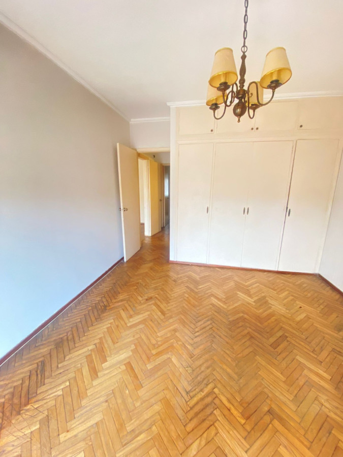 Apartamento ID.353 - Departamento 2 dorm y servicio  a la venta en Punta Carretas