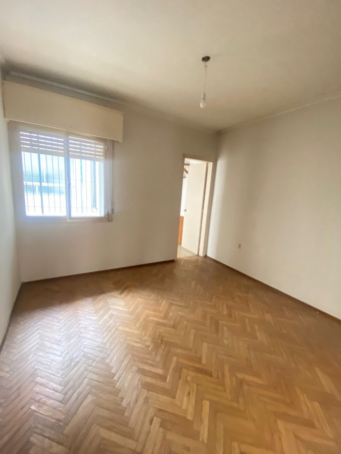 Apartamento ID.353 - Departamento 2 dorm y servicio  a la venta en Punta Carretas