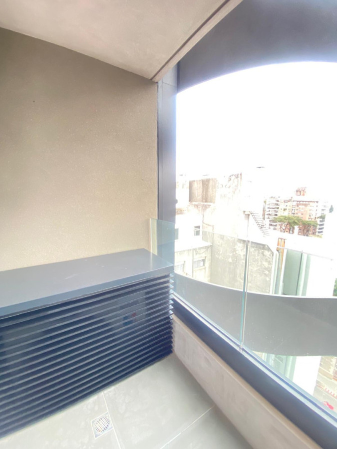 Apartamento ID.463 - Alquiler en Jardín Castellanos 1 dormitorio, piso 11 al frente