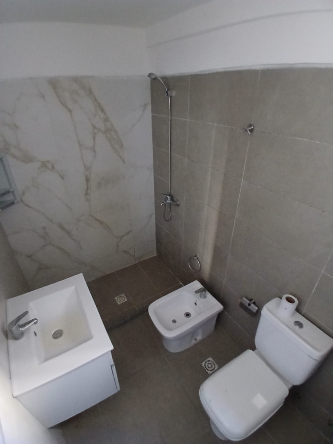 Apartamento ID.349 - Apartamento en venta ideal renta 2 dorm cerca de Tres Cruces