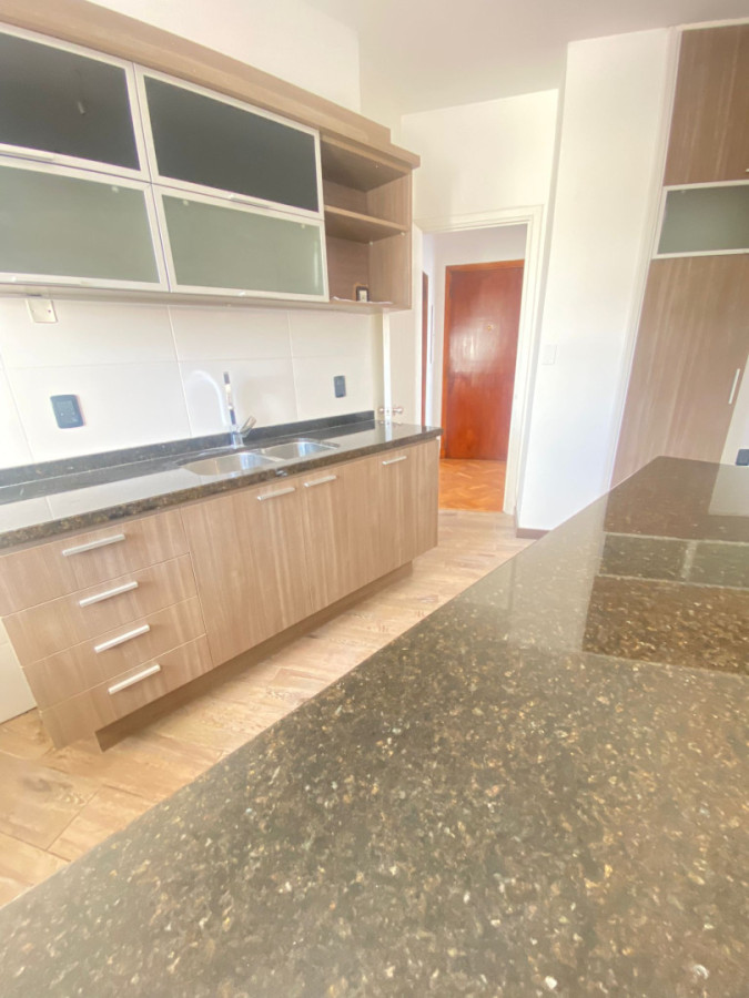 Apartamento ID.402 - Hermoso apartamento en alquiler 3 dorm frente al mar en Pocitos