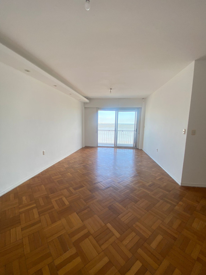 Apartamento ID.402 - Hermoso apartamento en alquiler 3 dorm frente al mar en Pocitos