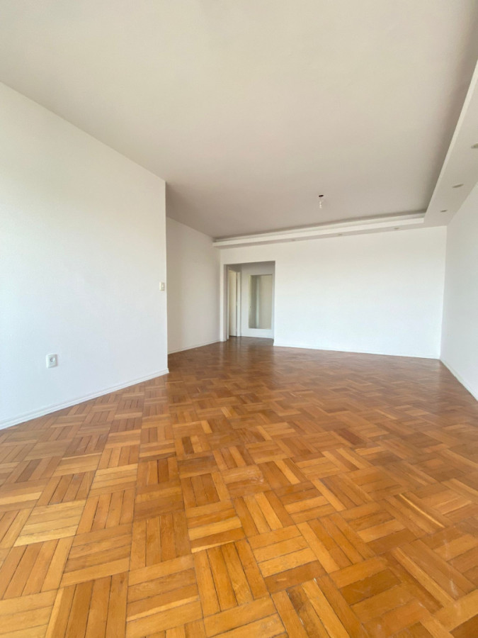 Apartamento ID.402 - Hermoso apartamento en alquiler 3 dorm frente al mar en Pocitos