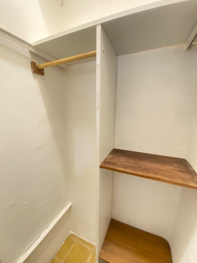Apartamento ID.452 - Alquiler de apartamento de 1 dormitorio con amplio patio en Ciudad Vieja