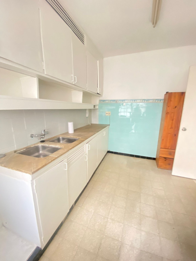 Apartamento ID.353 - Departamento 2 dorm y servicio  a la venta en Punta Carretas