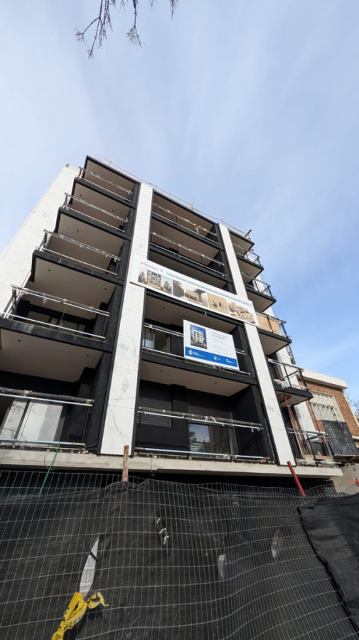 Apartamento ID.302 - Estrene a precio de pozo en la Blanqueada.
