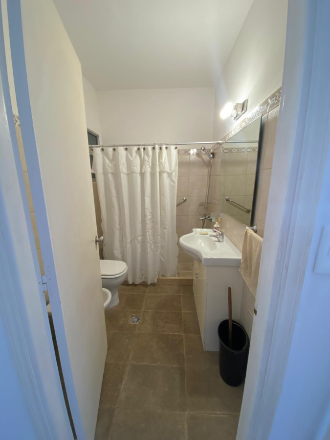 Apartamento ID.353 - Departamento 2 dorm y servicio  a la venta en Punta Carretas