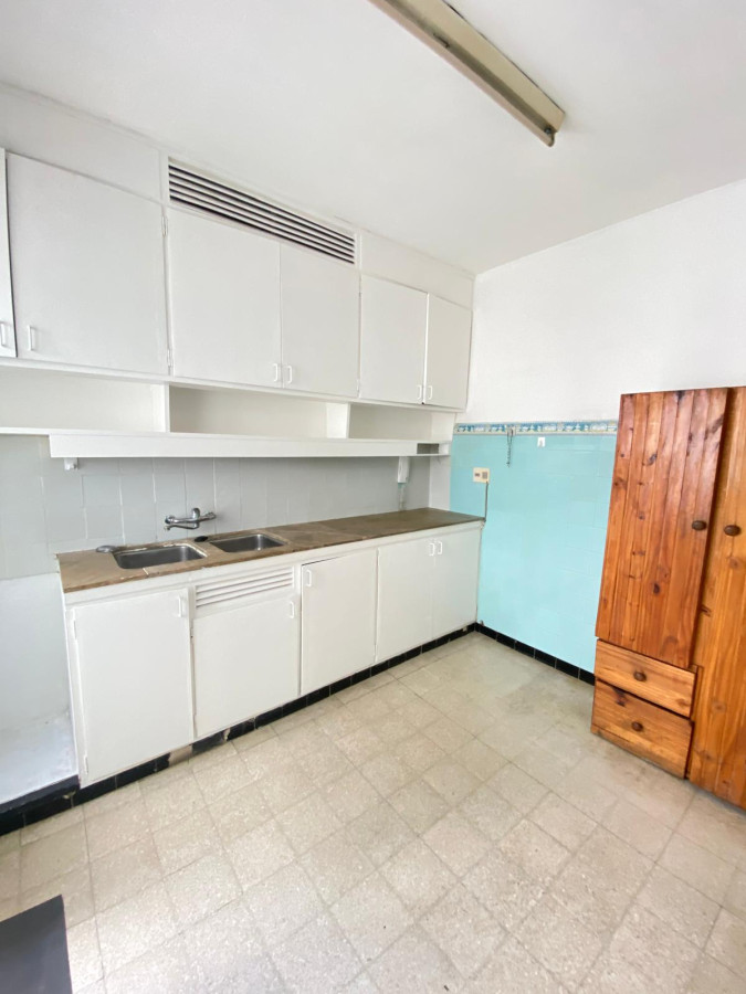 Apartamento ID.353 - Departamento 2 dorm y servicio  a la venta en Punta Carretas
