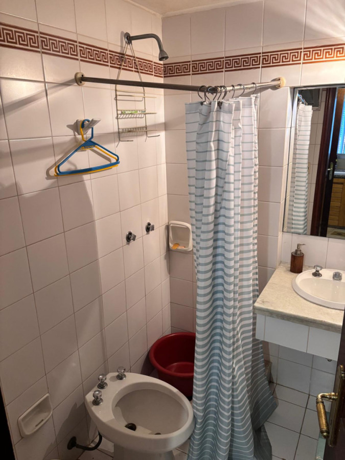 Apartamento ID.440 - Hermosa propiedad de estilo en Puerto del Buceo 3 dorm y servicio 2 gges